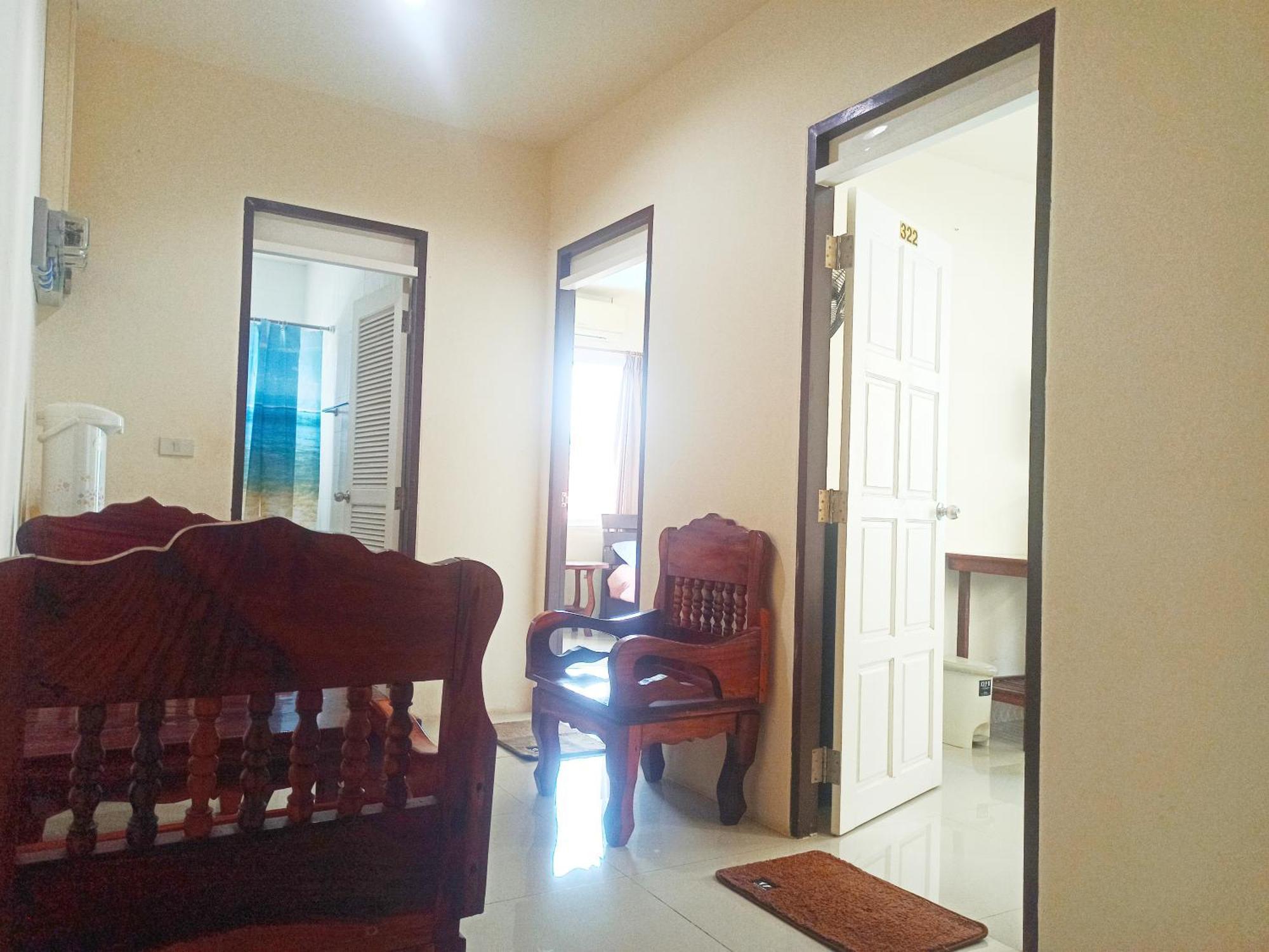 Nu Phuket Airport Resident 1 Bed and Breakfast Nai Yang-stranden Eksteriør billede