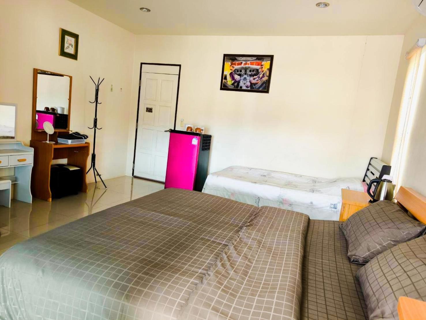 Nu Phuket Airport Resident 1 Bed and Breakfast Nai Yang-stranden Eksteriør billede