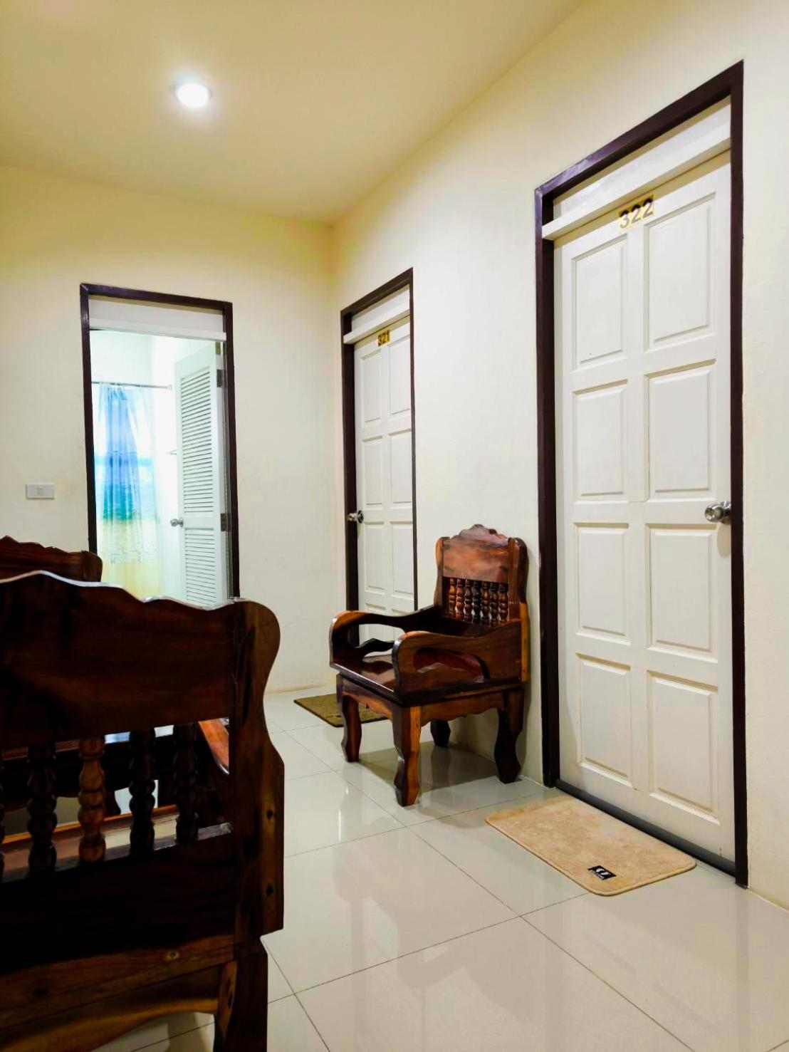 Nu Phuket Airport Resident 1 Bed and Breakfast Nai Yang-stranden Eksteriør billede